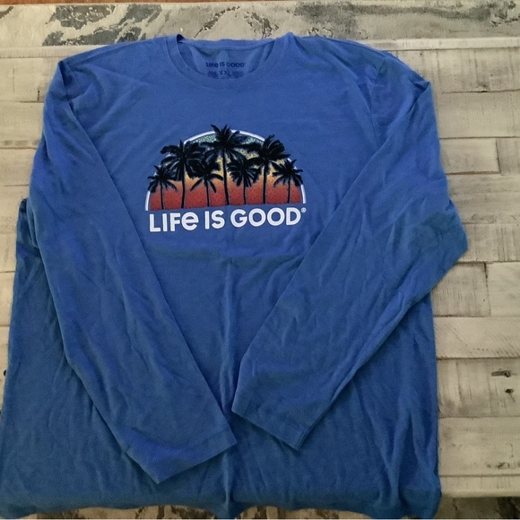 Life Is Good Blue T-Shirt with Palm Tree Design - Picture 2 of 2